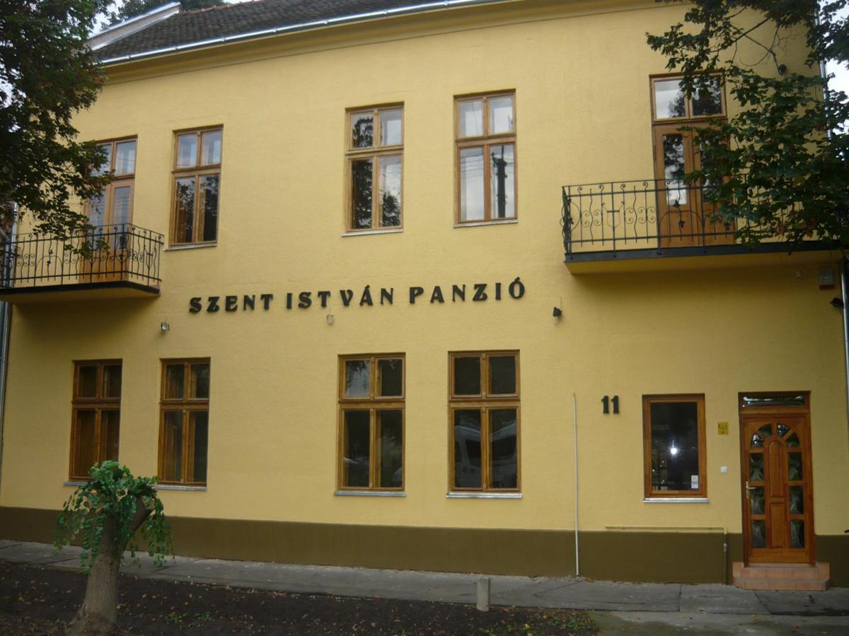 Szent Istvan Panzio Hódmezővásárhely Exterior foto
